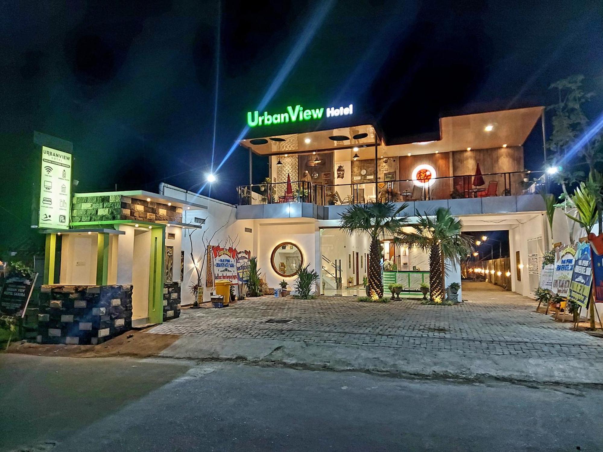 Urbanview Hotel Sakura Kampung Inggris Pare By Reddoorz Exterior photo
